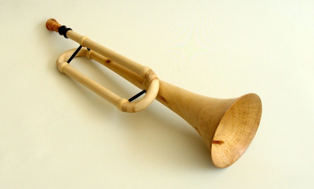 1523022546-2011-trompet-esdoorn-ebben-kersen